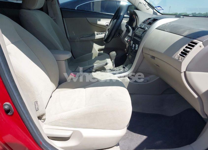 Photo 5 of 2010 Toyota Corolla LE (VIN 1NXBU4EE2AZ165885)