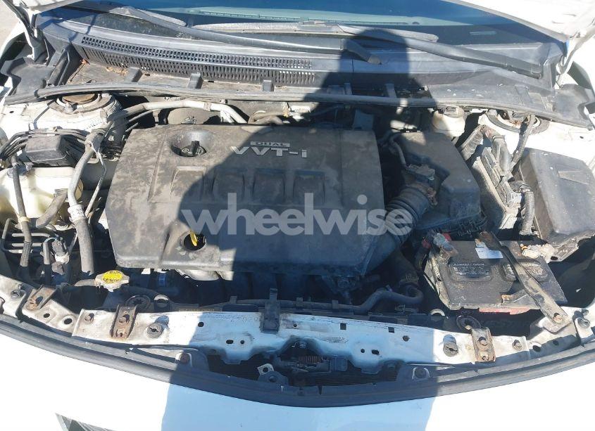 Photo 10 of 2010 Toyota Corolla LE (VIN 1NXBU4EE2AZ190415)