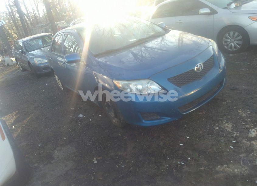 2010 Toyota Corolla LE (VIN 1NXBU4EE2AZ221971) main photo