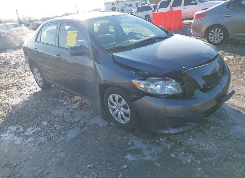 2010 Toyota Corolla LE (VIN 1NXBU4EE2AZ230931) main photo