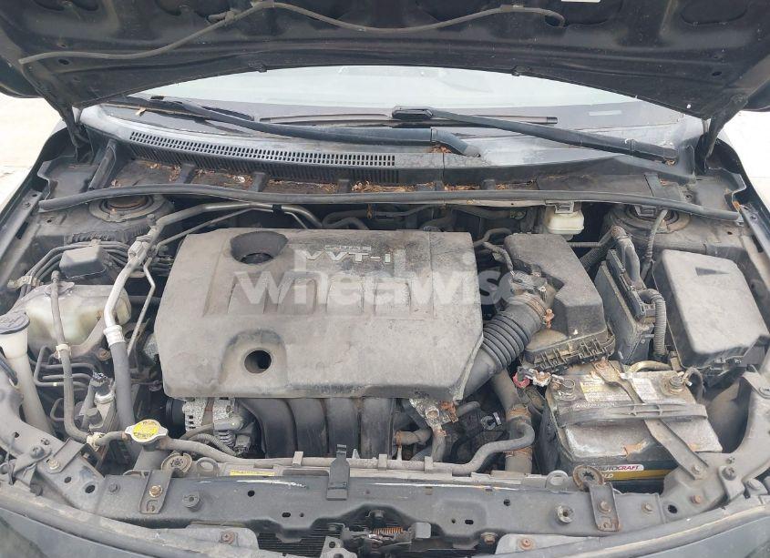 Photo 10 of 2010 Toyota Corolla LE (VIN 1NXBU4EE2AZ317521)