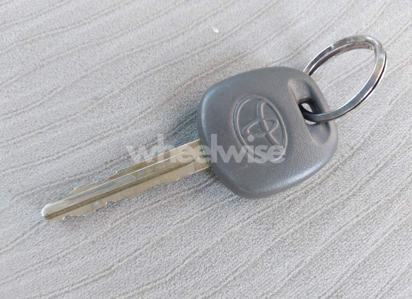 Photo 11 of 2010 Toyota Corolla LE (VIN 1NXBU4EE2AZ346615)