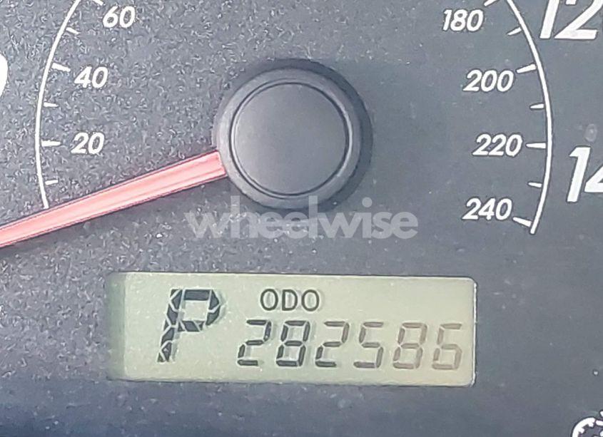 Photo 15 of 2010 Toyota Corolla LE (VIN 1NXBU4EE2AZ355072)