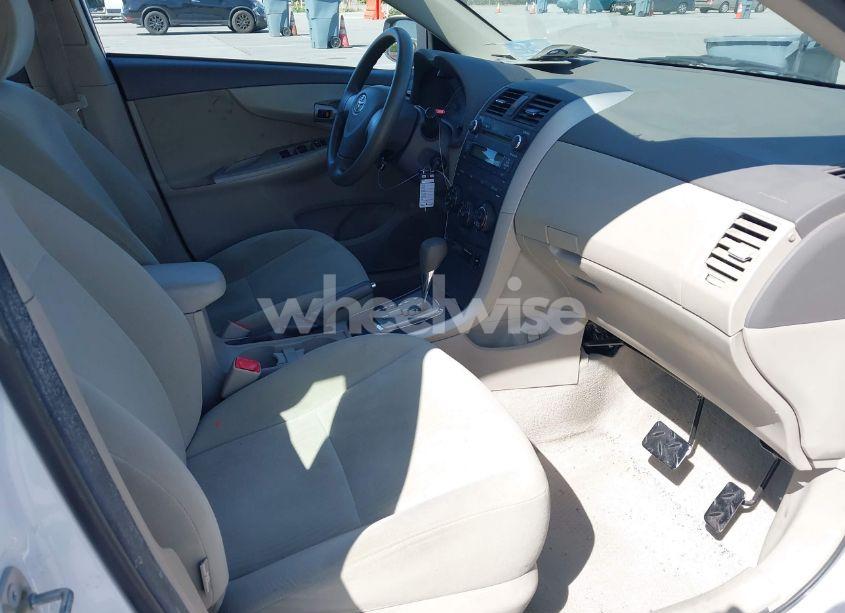 Photo 5 of 2010 Toyota Corolla LE (VIN 1NXBU4EE2AZ355072)