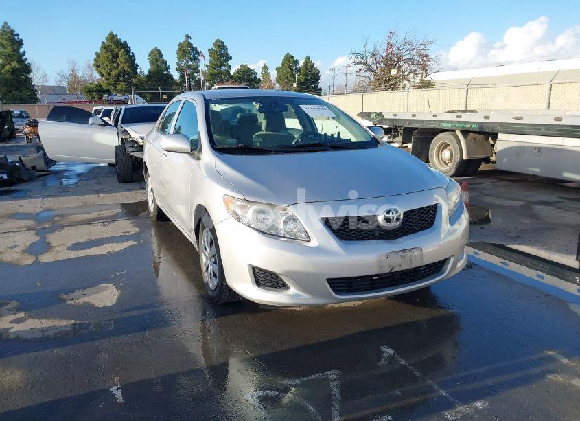 2010 Toyota Corolla LE (VIN 1NXBU4EE2AZ357419) main photo