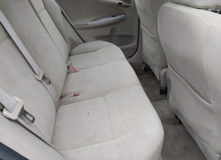 Photo 8 of 2010 Toyota Corolla LE (VIN 1NXBU4EE2AZ369392)