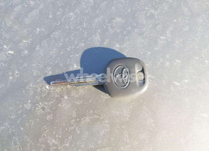 Photo 11 of 2010 Toyota Corolla LE (VIN 1NXBU4EE2AZ383017)