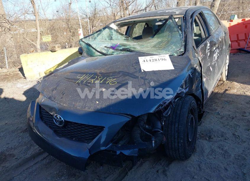 Photo 2 of 2010 Toyota Corolla LE (VIN 1NXBU4EE2AZ383017)