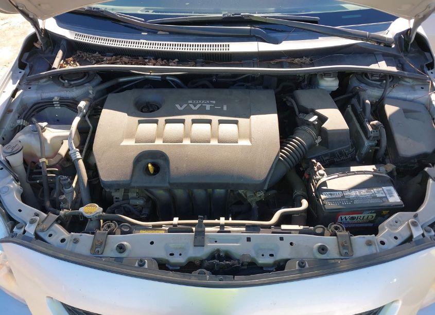 Photo 10 of 2010 Toyota Corolla LE (VIN 1NXBU4EE3AZ186339)