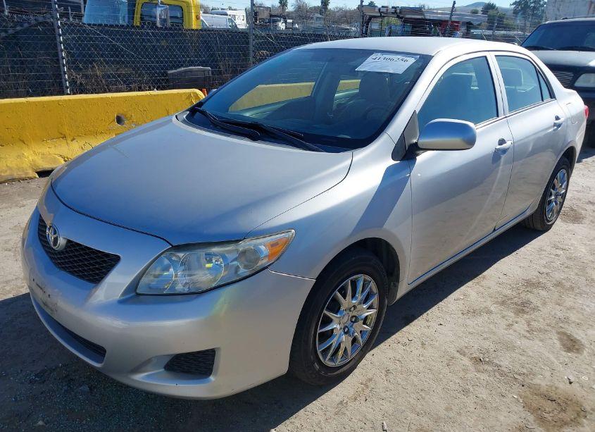 Photo 2 of 2010 Toyota Corolla LE (VIN 1NXBU4EE3AZ186339)