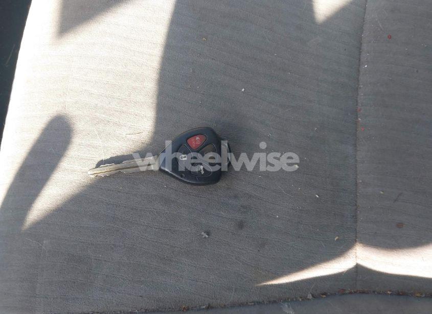 Photo 11 of 2010 Toyota Corolla LE (VIN 1NXBU4EE3AZ209196)