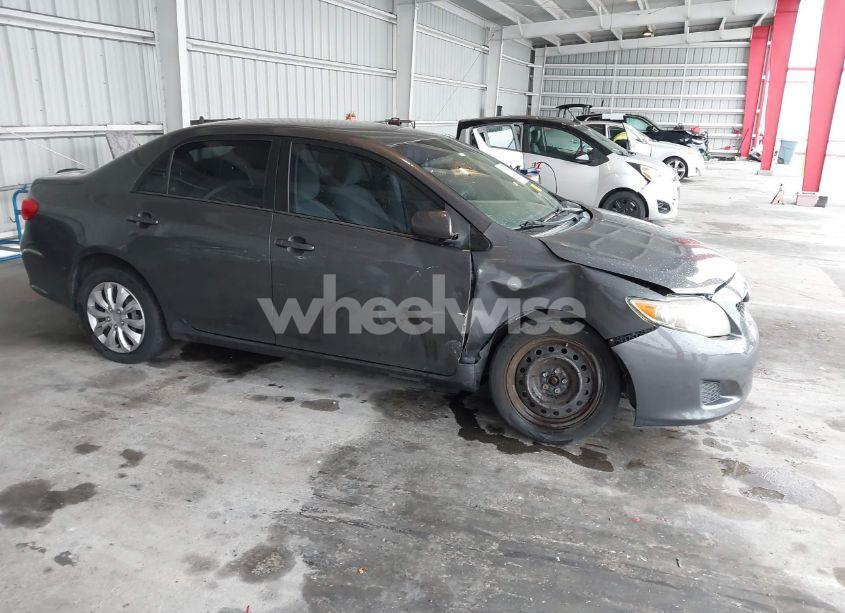 2010 Toyota Corolla XLE (VIN 1NXBU4EE3AZ259306) main photo