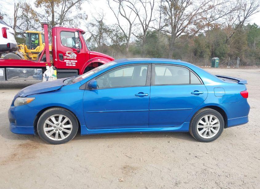 Photo 14 of 2010 Toyota Corolla S (VIN 1NXBU4EE3AZ266126)