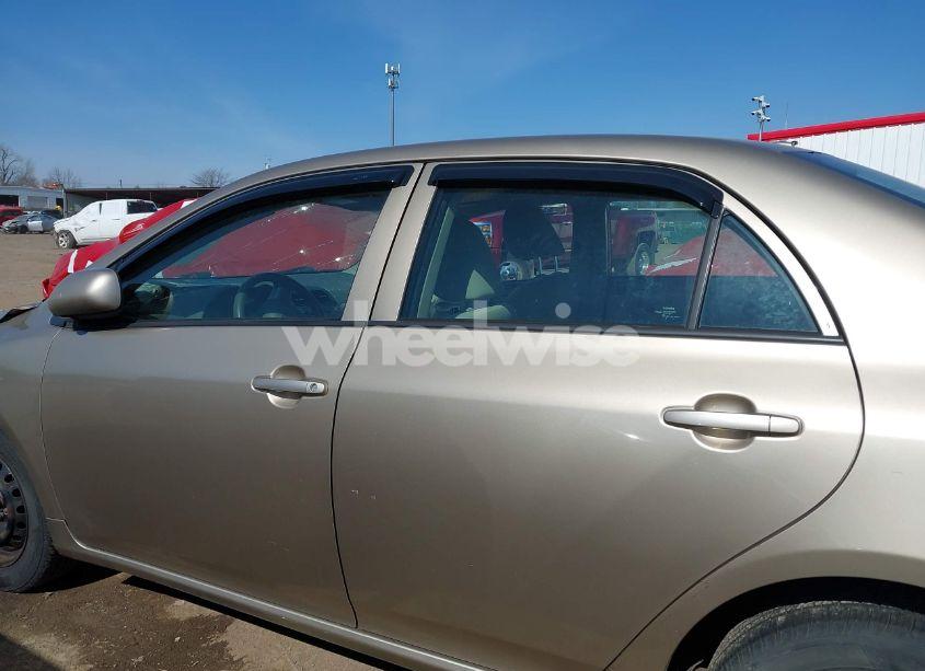 Photo 15 of 2010 Toyota Corolla LE (VIN 1NXBU4EE3AZ283248)