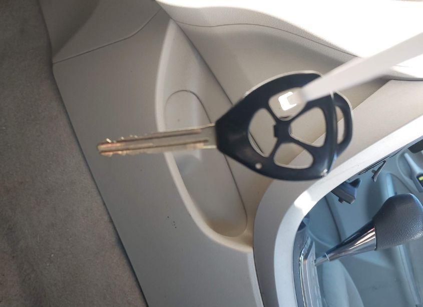 Photo 11 of 2010 Toyota Corolla LE (VIN 1NXBU4EE3AZ337857)