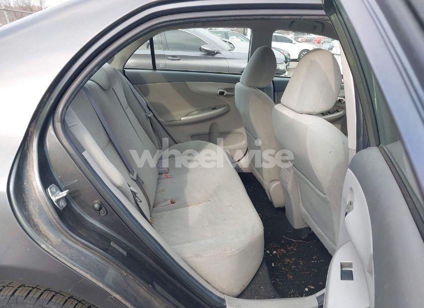 Photo 8 of 2010 Toyota Corolla LE (VIN 1NXBU4EE3AZ363438)