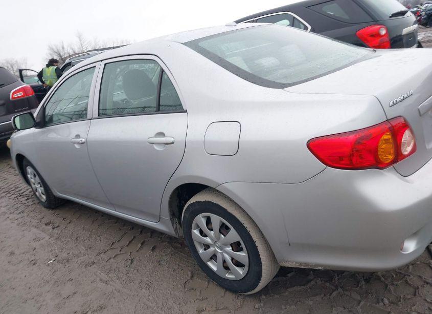 Photo 14 of 2010 Toyota Corolla LE (VIN 1NXBU4EE3AZ382152)