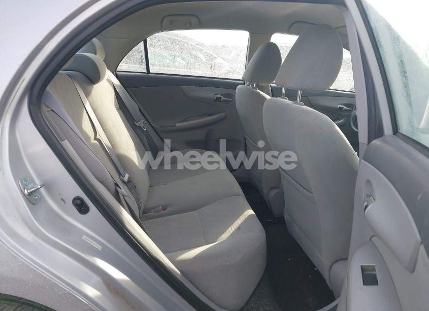 Photo 8 of 2010 Toyota Corolla LE (VIN 1NXBU4EE4AZ165614)