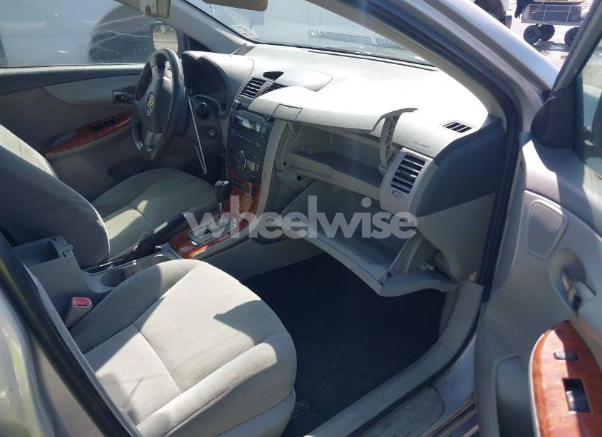 Photo 5 of 2010 Toyota Corolla XLE (VIN 1NXBU4EE4AZ175138)