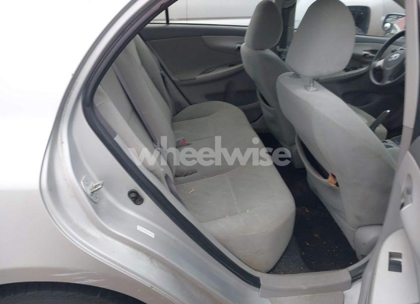 Photo 8 of 2010 Toyota Corolla LE (VIN 1NXBU4EE4AZ210549)