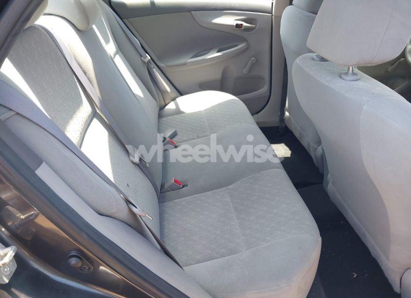 Photo 8 of 2010 Toyota Corolla (VIN 1NXBU4EE4AZ233555)