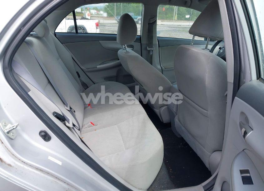 Photo 8 of 2010 Toyota Corolla LE/S/XLE (VIN 1NXBU4EE4AZ238688)