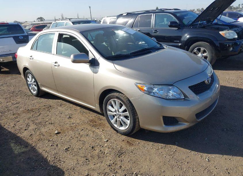 2010 Toyota Corolla LE (VIN 1NXBU4EE4AZ265776) main photo