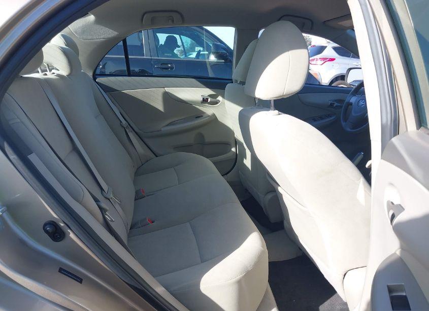 Photo 8 of 2010 Toyota Corolla LE (VIN 1NXBU4EE4AZ265776)