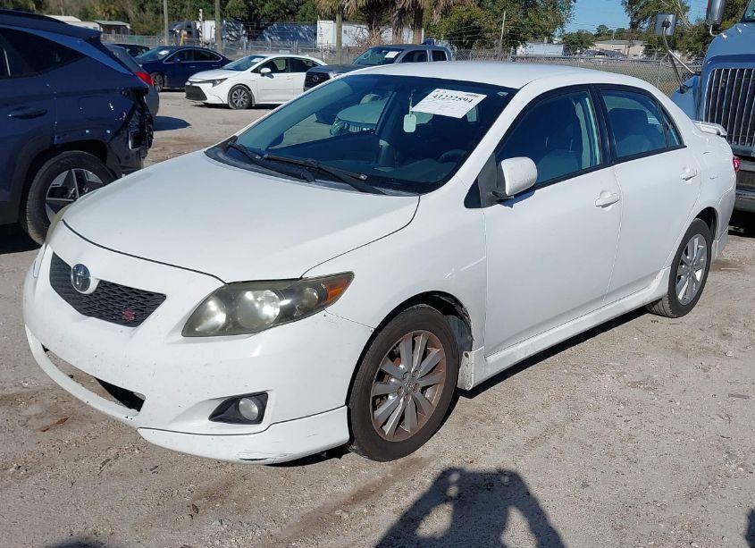 Photo 2 of 2010 Toyota Corolla S (VIN 1NXBU4EE4AZ266622)