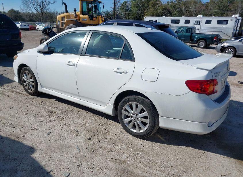 Photo 3 of 2010 Toyota Corolla S (VIN 1NXBU4EE4AZ266622)