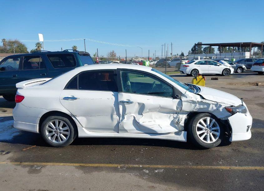 Photo 13 of 2010 Toyota Corolla S (VIN 1NXBU4EE4AZ271397)