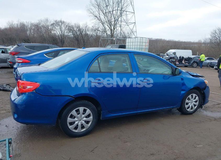 Photo 13 of 2010 Toyota Corolla LE (VIN 1NXBU4EE4AZ274672)