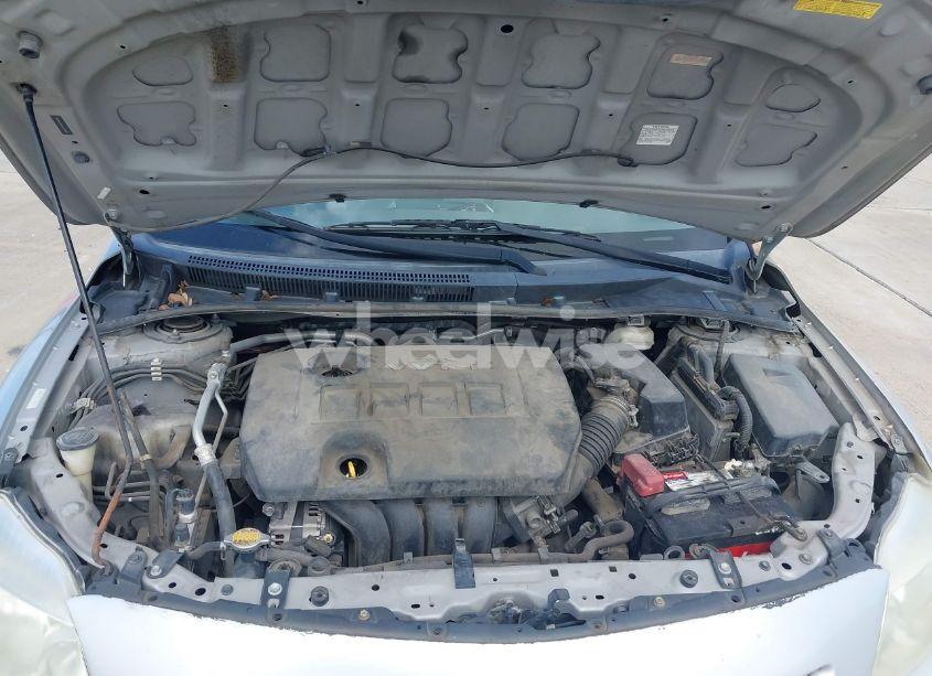 Photo 10 of 2010 Toyota Corolla LE (VIN 1NXBU4EE4AZ275983)