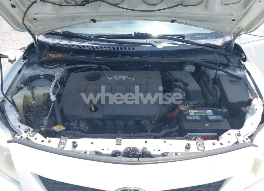 Photo 10 of 2010 Toyota Corolla LE (VIN 1NXBU4EE4AZ280858)