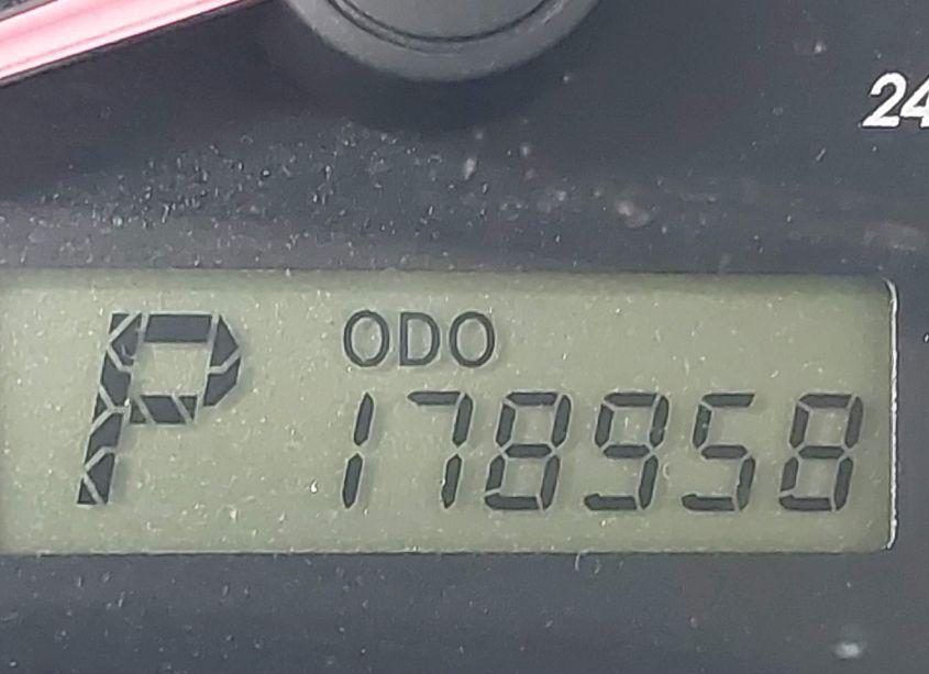 Photo 15 of 2010 Toyota Corolla LE (VIN 1NXBU4EE4AZ315530)