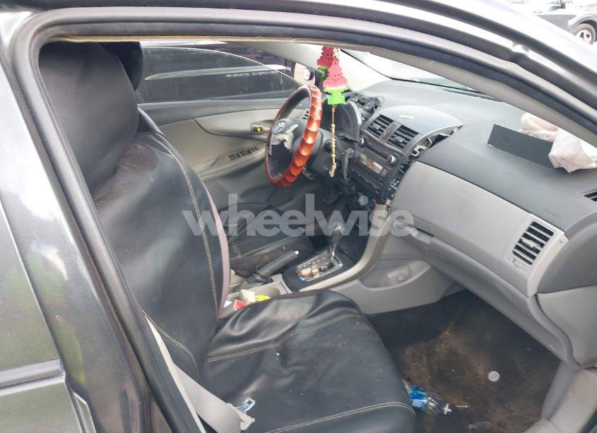 Photo 5 of 2010 Toyota Corolla LE (VIN 1NXBU4EE4AZ323398)