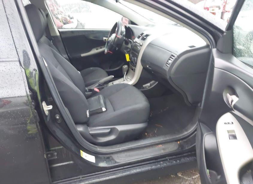 Photo 5 of 2010 Toyota Corolla S (VIN 1NXBU4EE4AZ337026)