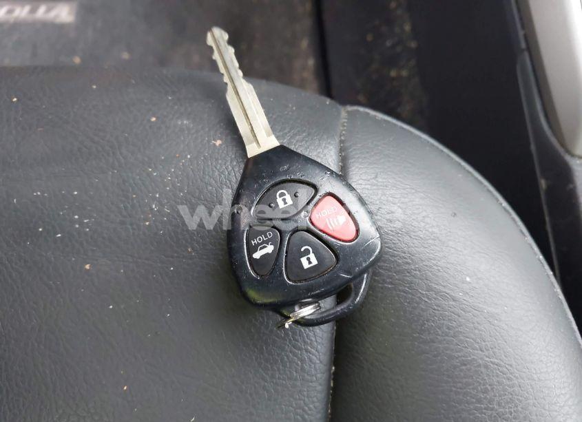 Photo 11 of 2010 Toyota Corolla S (VIN 1NXBU4EE4AZ345188)