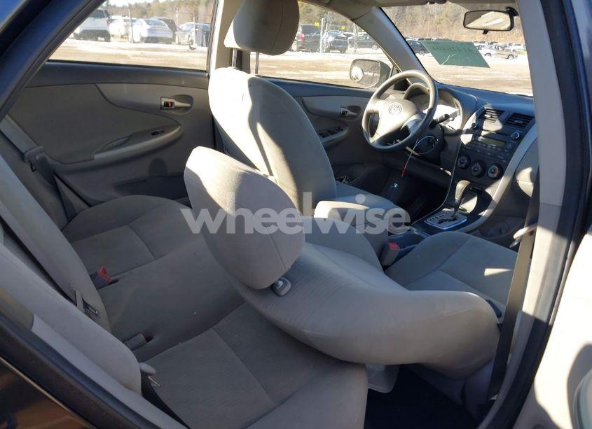 Photo 8 of 2010 Toyota Corolla LE (VIN 1NXBU4EE4AZ349161)