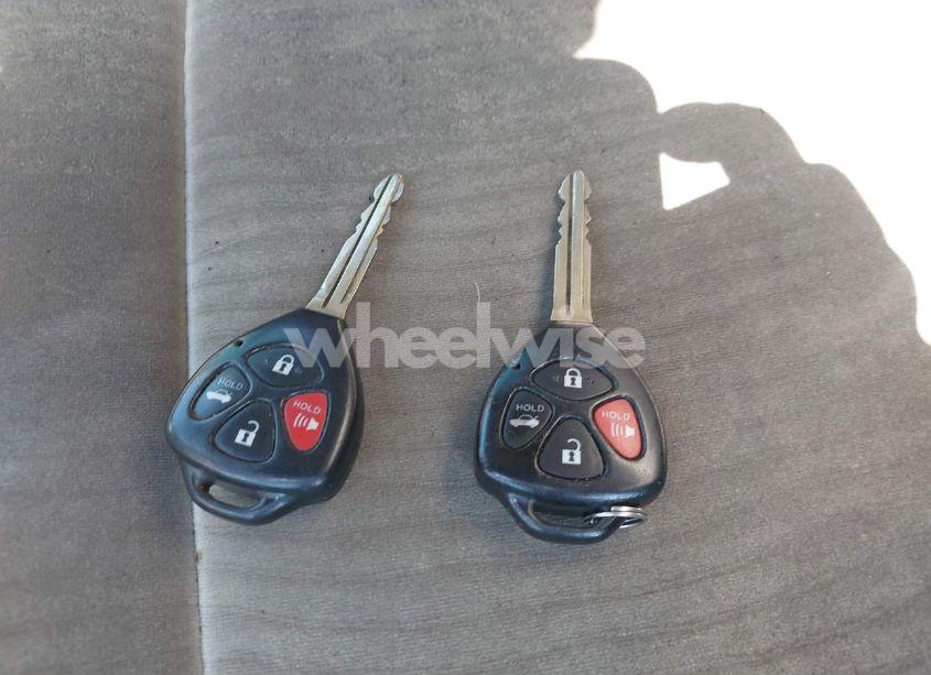 Photo 11 of 2010 Toyota Corolla LE (VIN 1NXBU4EE5AZ183815)