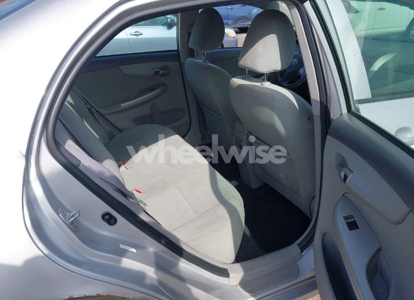 Photo 8 of 2010 Toyota Corolla LE (VIN 1NXBU4EE5AZ192966)