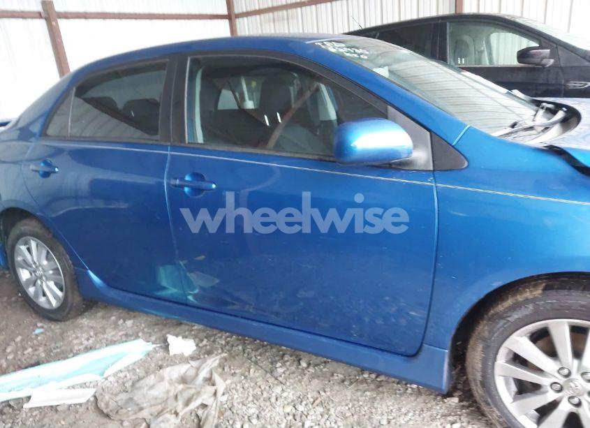 Photo 13 of 2010 Toyota Corolla S (VIN 1NXBU4EE5AZ197939)