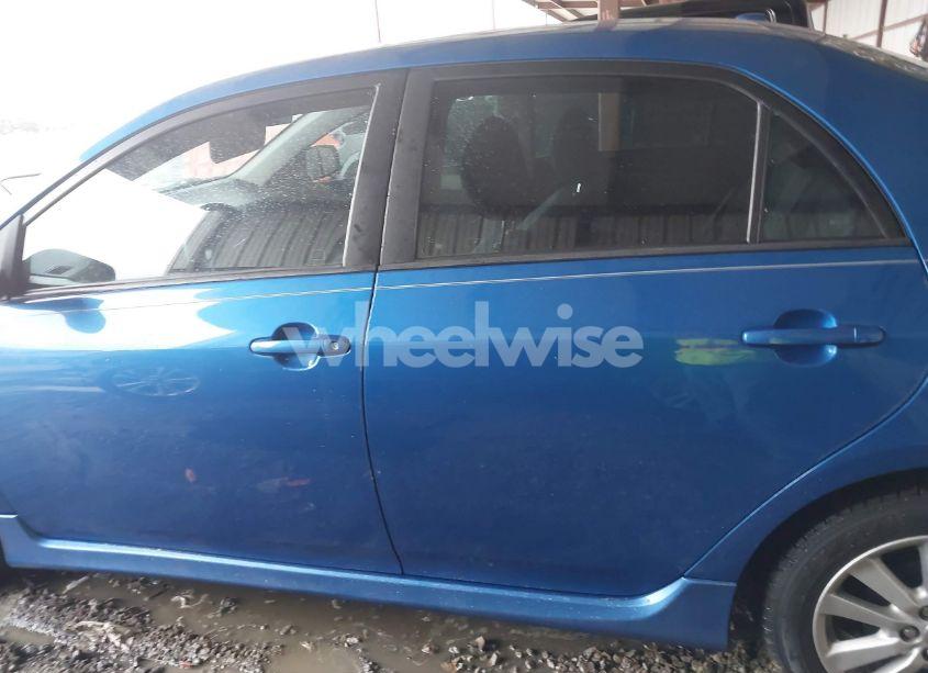 Photo 14 of 2010 Toyota Corolla S (VIN 1NXBU4EE5AZ197939)