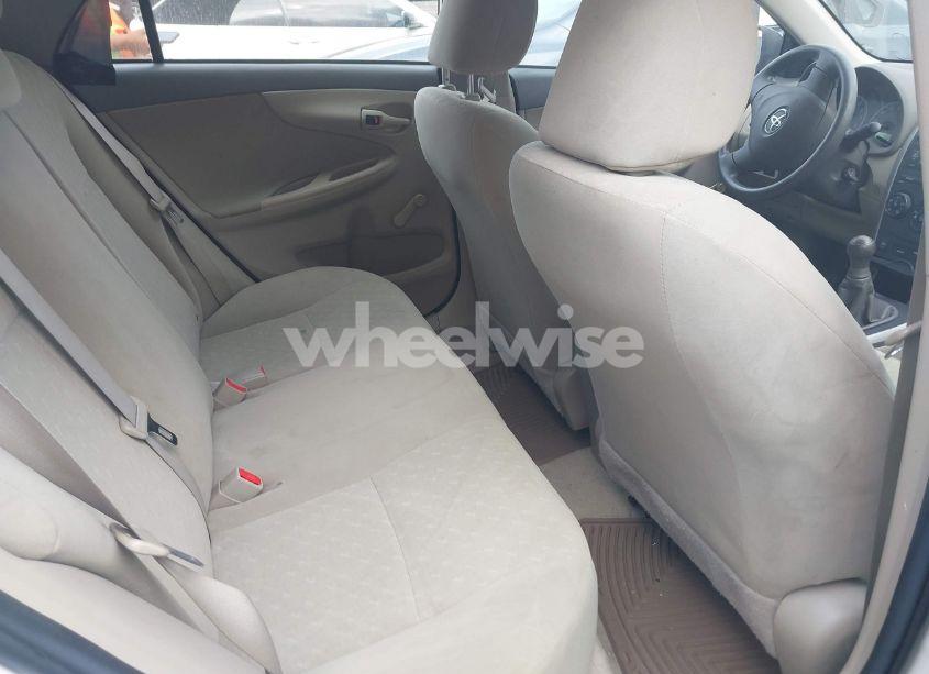 Photo 8 of 2010 Toyota Corolla (VIN 1NXBU4EE5AZ212570)