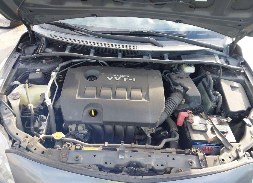 Photo 10 of 2010 Toyota Corolla S (VIN 1NXBU4EE5AZ232771)