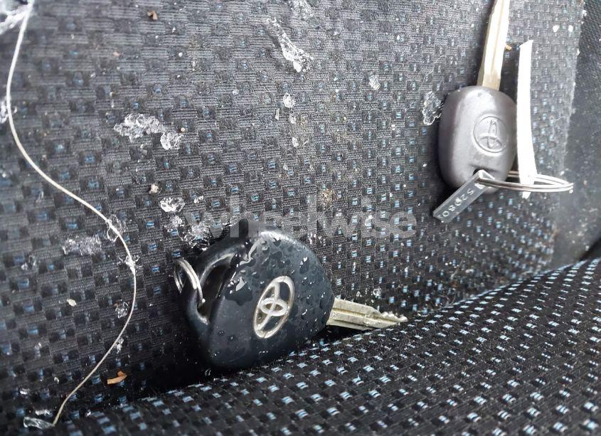 Photo 11 of 2010 Toyota Corolla S (VIN 1NXBU4EE5AZ236299)