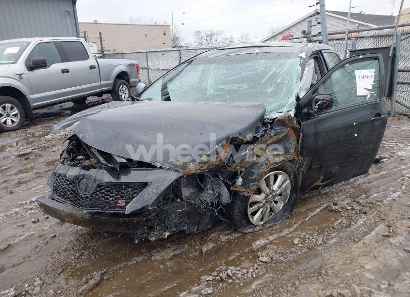 Photo 2 of 2010 Toyota Corolla S (VIN 1NXBU4EE5AZ236299)