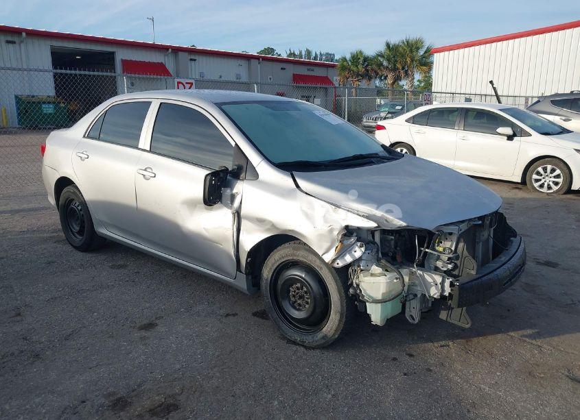 2010 Toyota Corolla LE (VIN 1NXBU4EE5AZ262546) main photo