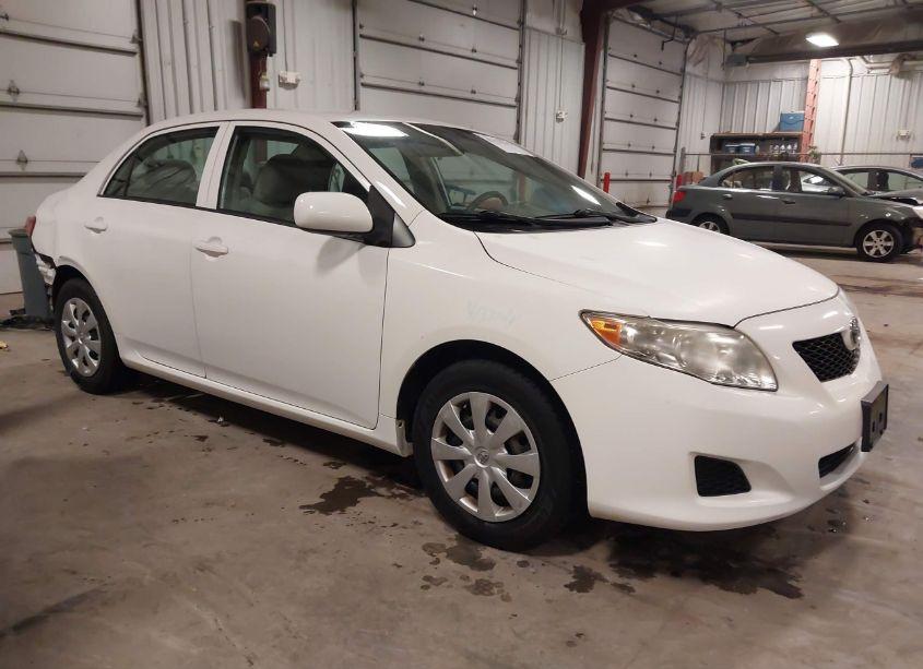 2010 Toyota Corolla LE (VIN 1NXBU4EE5AZ264507) main photo