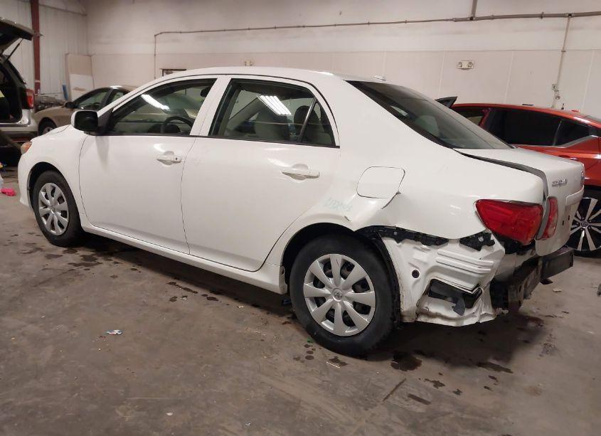 Photo 3 of 2010 Toyota Corolla LE (VIN 1NXBU4EE5AZ264507)